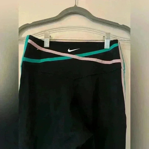 NWOT Nike Leggings Dri Fit SZ Small - Picture 4 of 6